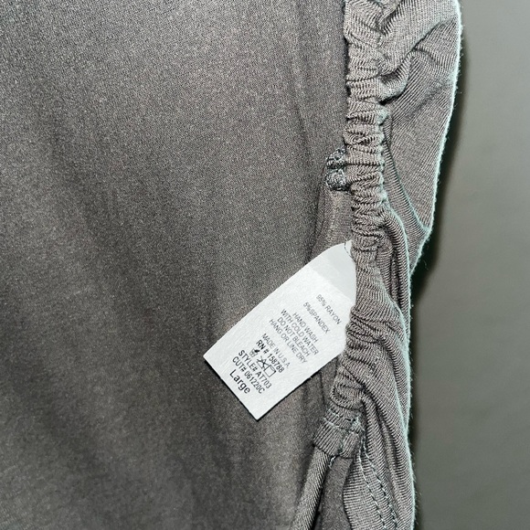 Open Back Top - Picture 4 of 4